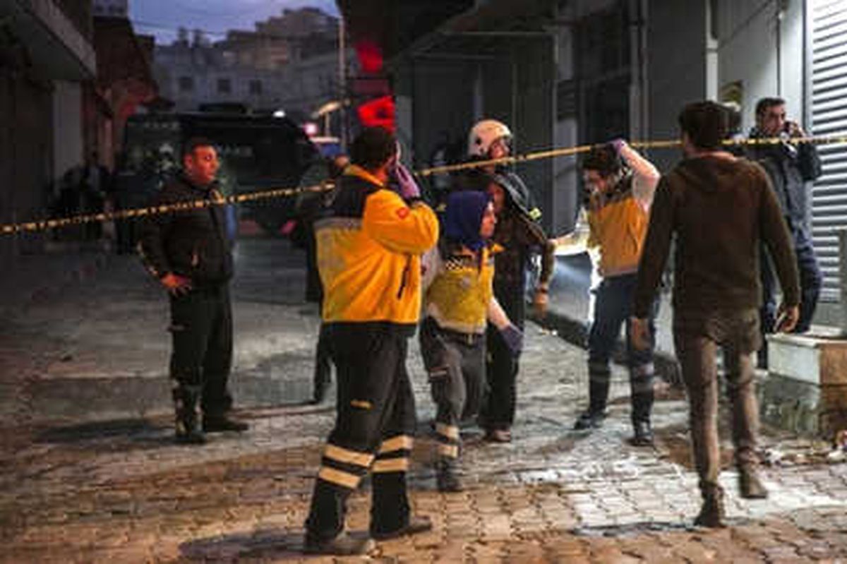 Reyhanlı\'ya Roket Düştü
