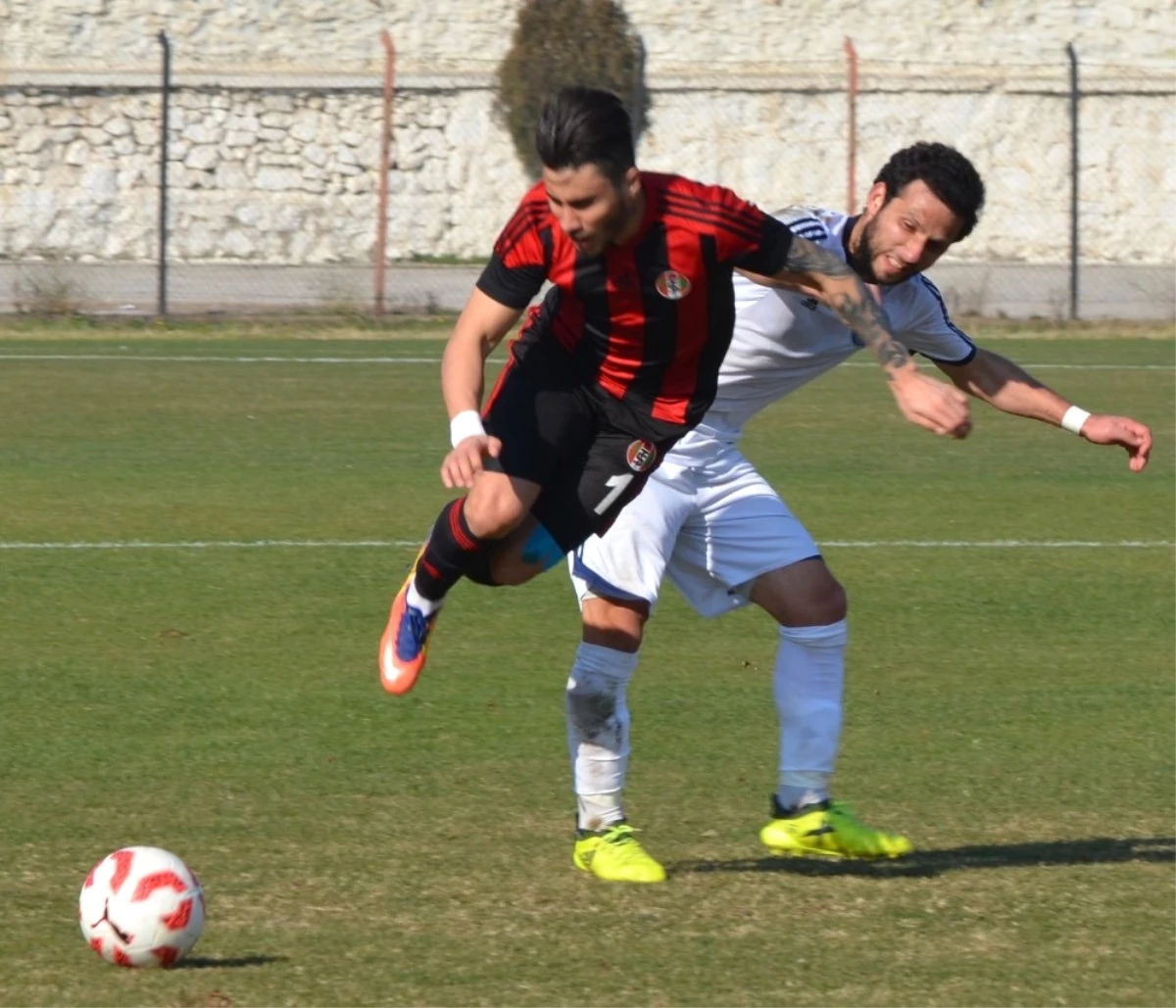 Tff 3. Lig: Turgutluspor: 2 - Anadolu Bağcılarspor: 3