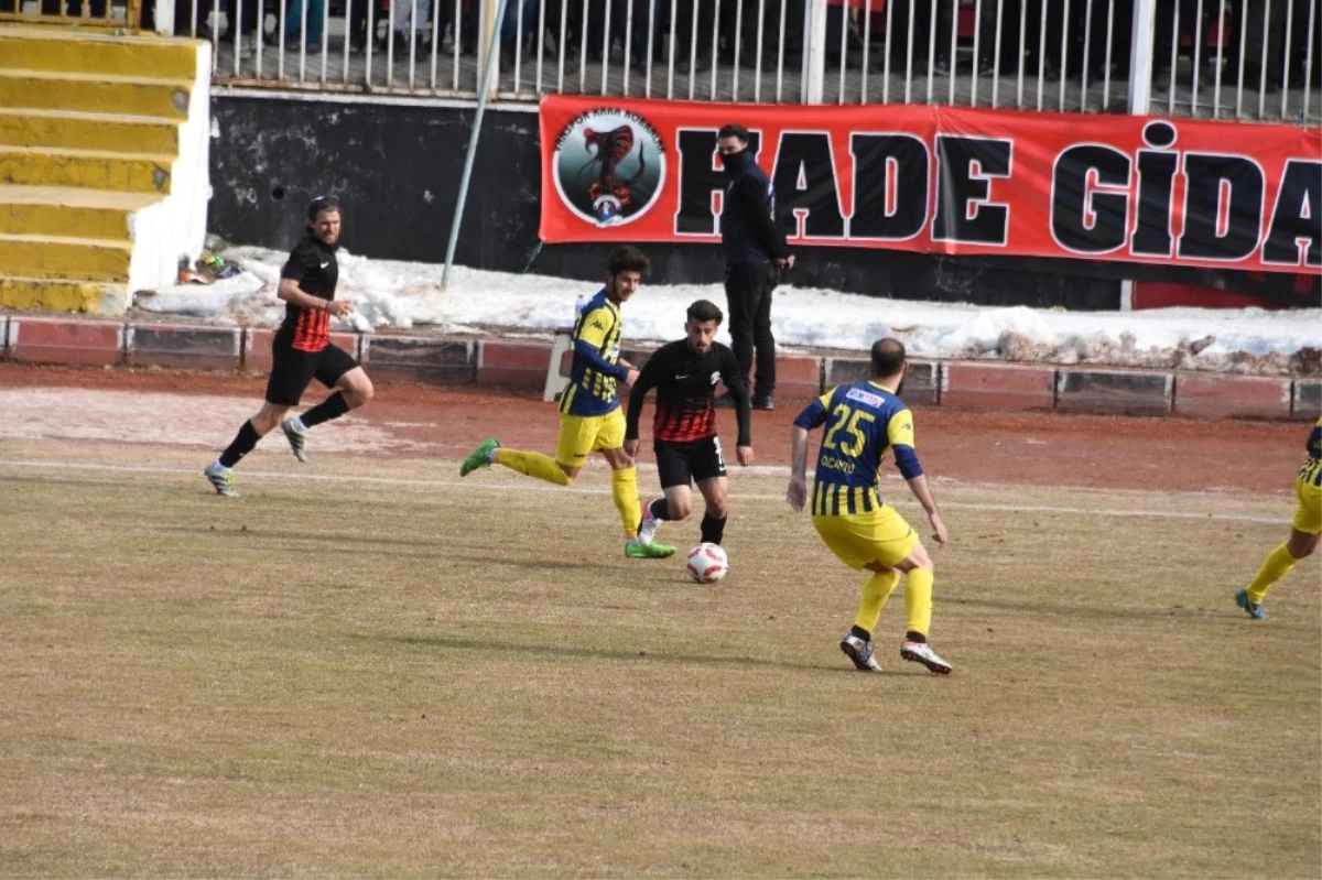 Tff 3. Lig: Van Büyükşehir Belediyespor: 1 - Kırıkhanspor: 1