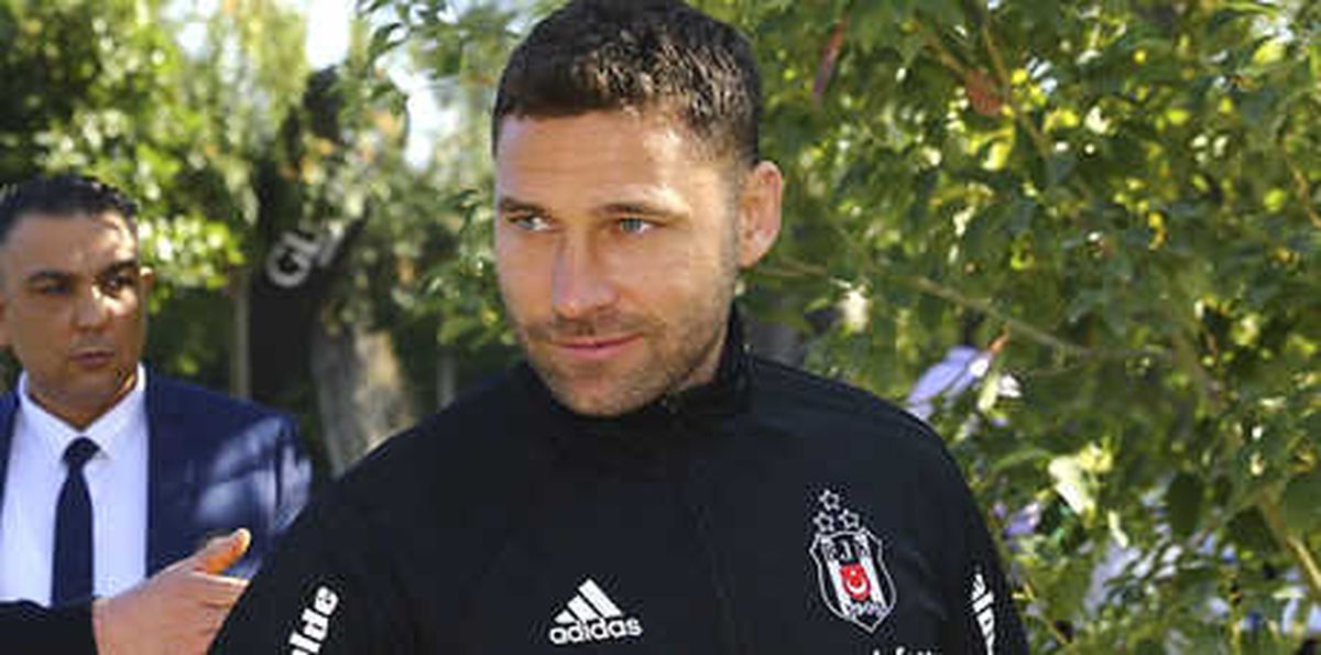 Tosic Hiçbir Yere Gitmiyor
