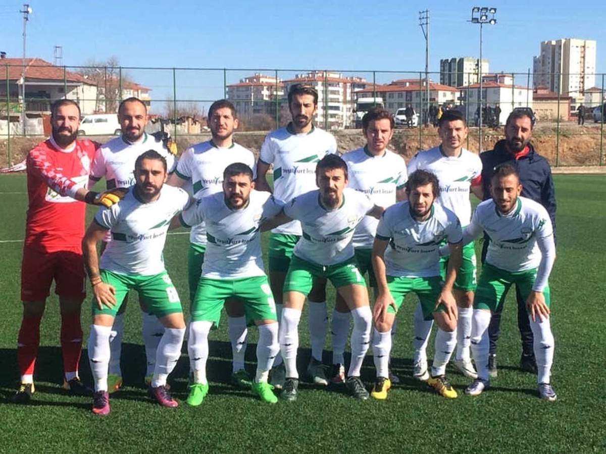 Yeşilyurt Belediyespor Sahasında Dersimspor\'a Mağlup Oldu