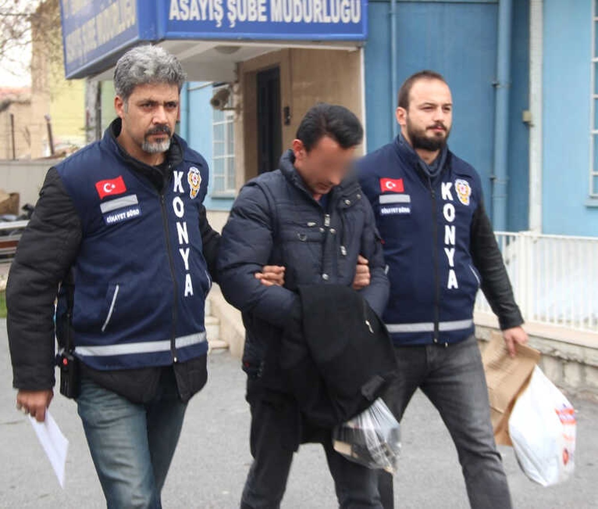 Yüzüne Tuz Ruhu Döken Eski Erkek Arkadaşından Şikayetçi Olmadı, Zanlı Serbest Kaldı