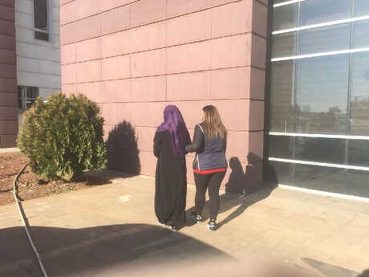 1.5 Milyon Lira Ödülle Aranan DEAŞ\'lı Kadın Teslim Oldu