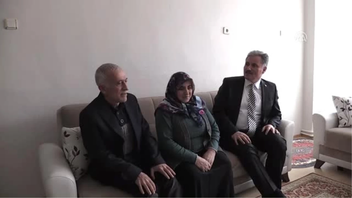 Belediye Başkanı Çakır\'dan Zeytin Dalı Harekatı\'nda Görev Yapan Askerlerin Ailelerine Ziyaret -...