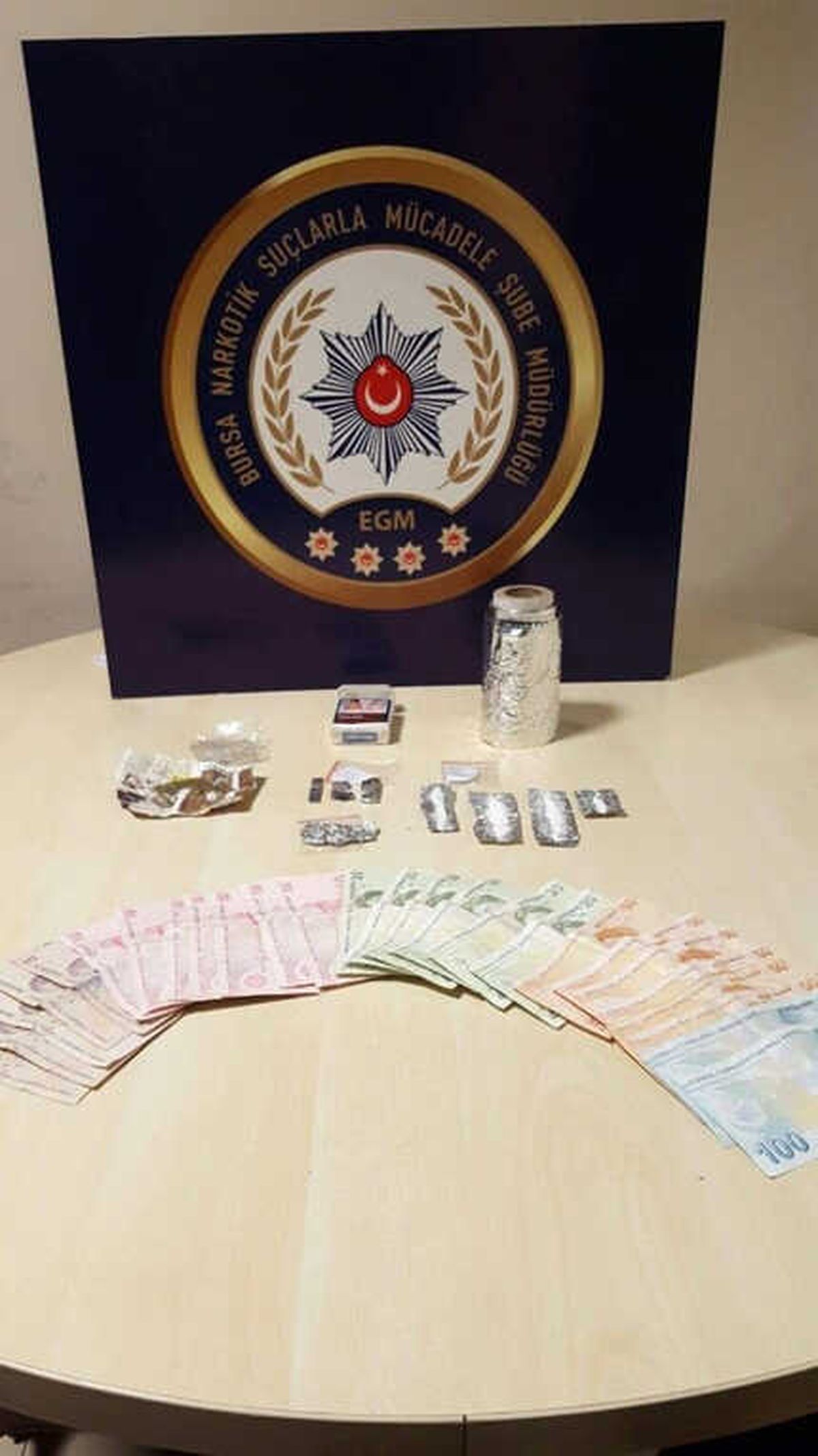 Bursa\'da Uyuşturucu Operasyonu: 5 Gözaltı