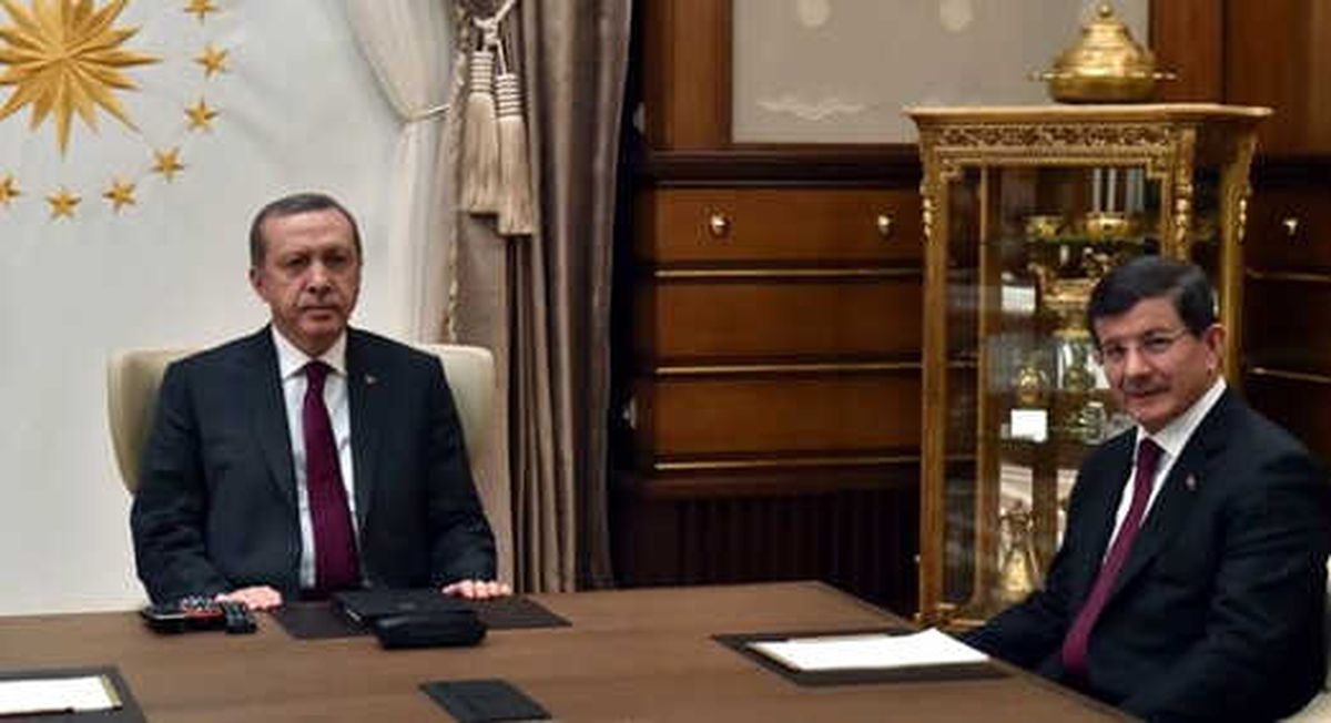 Erdoğan, Davutoğlu ile Görüştü