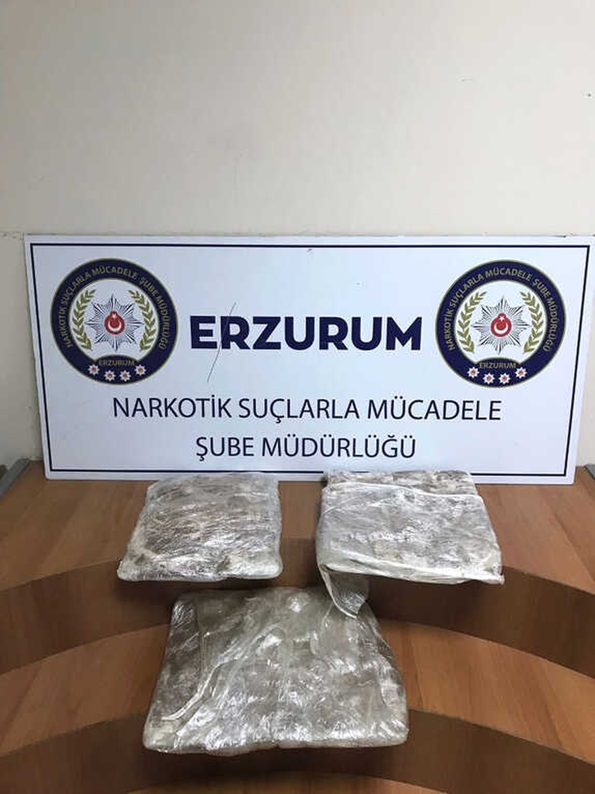 Erzurum\'da Uyuşturucu Ticareti Yapan 2 Kişi Tutuklandı