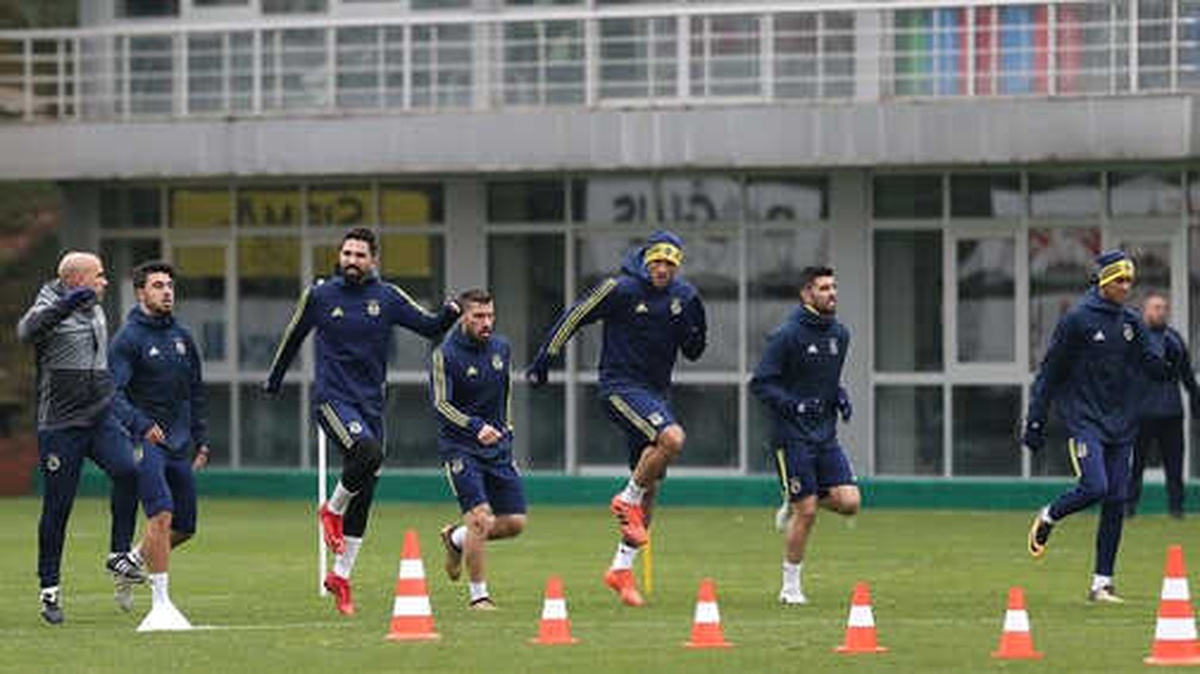 Fenerbahçe\'de Gözler Türkiye Kupası\'na Çevrildi
