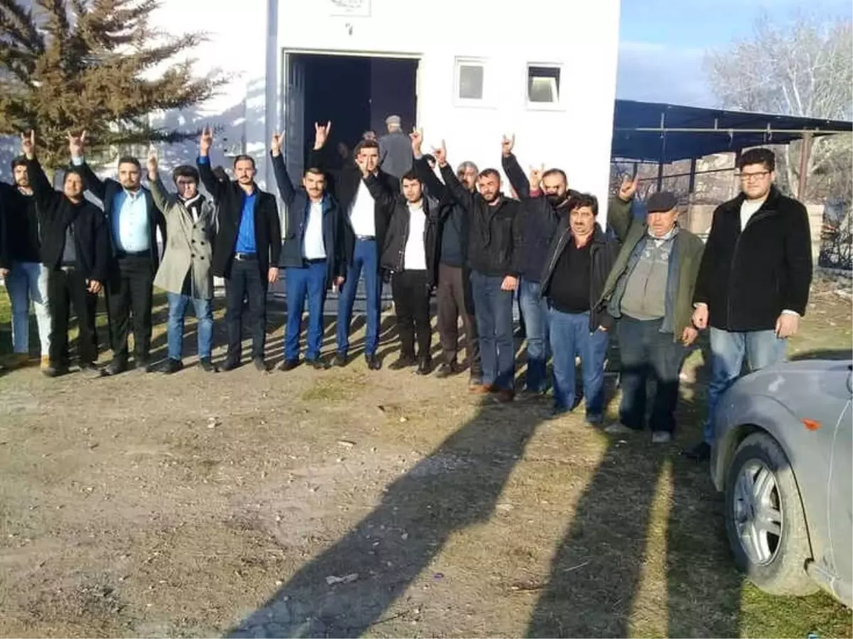 Isparta Ülkü Ocaklarından Asker Uğurlaması