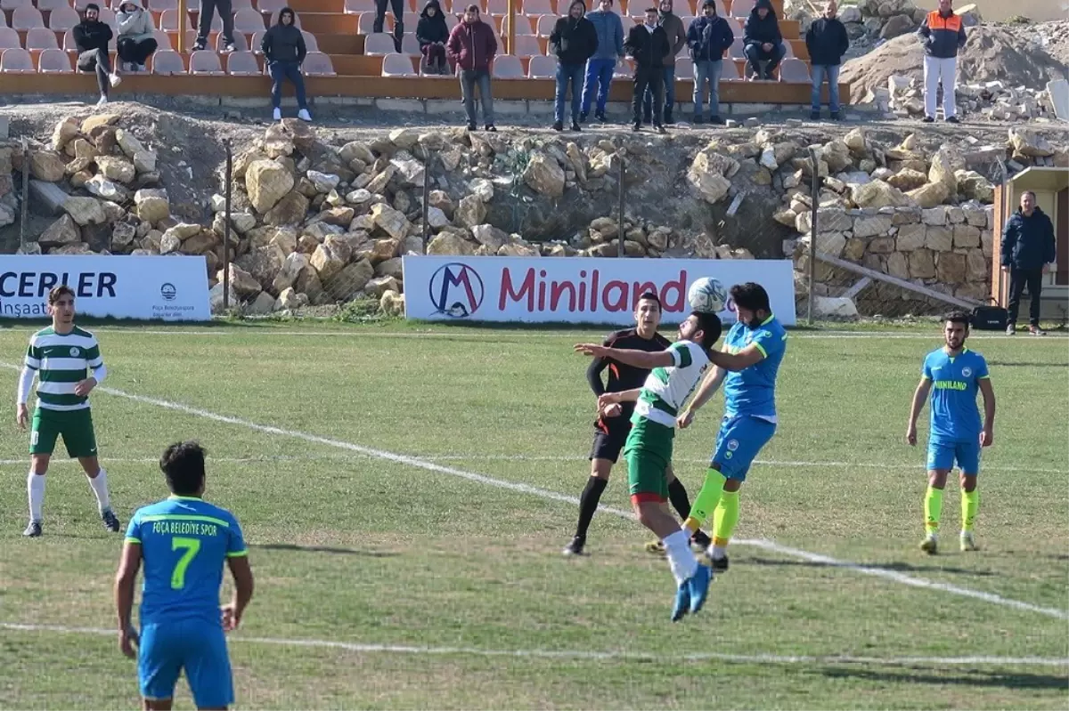 İzmir Süper Amatör Lig: Foça Belediyespor: 1 - Özçamdibispor: 3