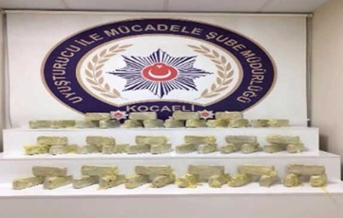 Kocaeli\'de 71 Kilo 600 Gram Eroin Ele Geçirildi
