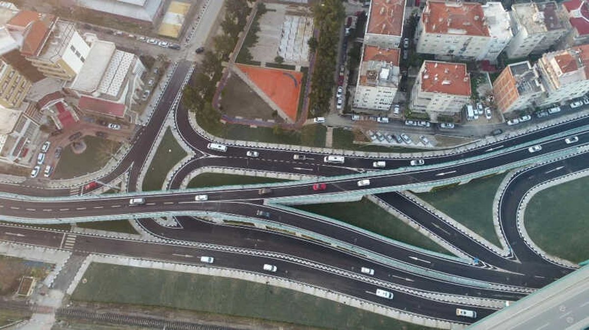 Manisa Trafiğini Rahatlatacak Kavşak Hizmete Girdi