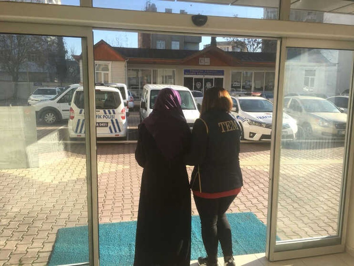 Mavi Listedeki Deaş\'lı Kadın Teslim Oldu