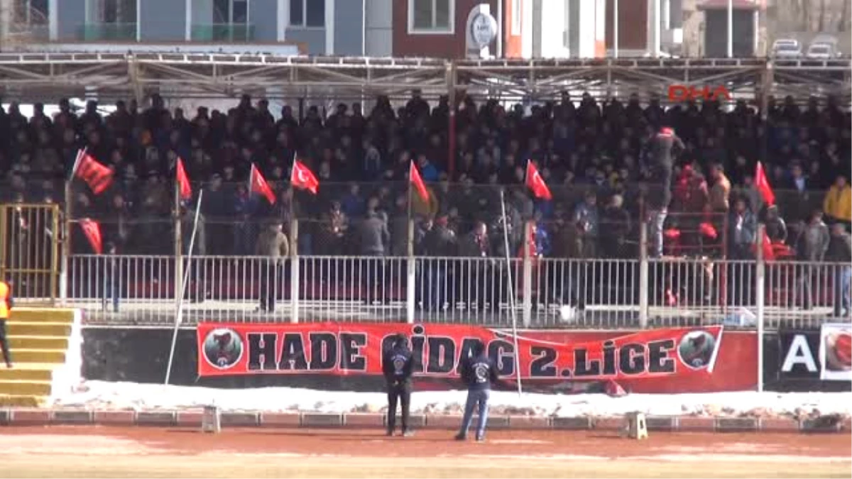 Van Büyükşehir Belediyespor - Kırıkhanspor 1 - 1