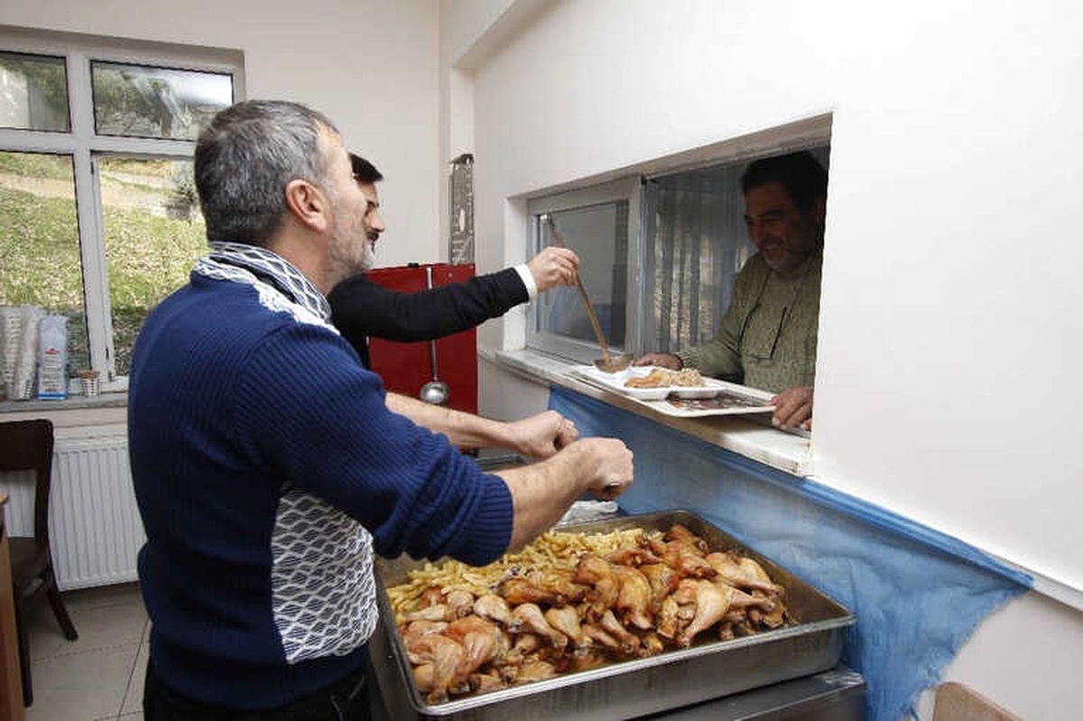 Barınma Merkezi Kış Aylarında Kimsesizlerin Evi Oluyor