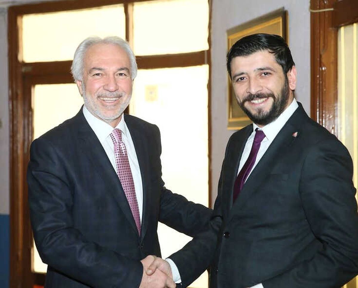 Başkan Saraçoğlu, MHP\'yi Ziyaret Etti