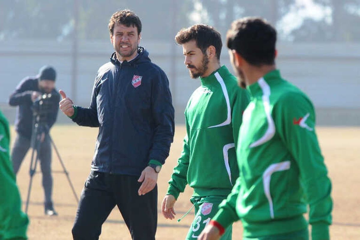 Cihat Arslan: "Gemiyi Karaya Sağ Salim Yanaştırmaya Geldim"