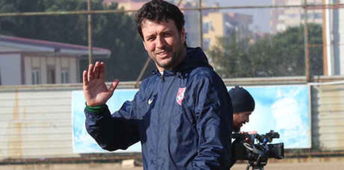Cihat Arslan: "Gemiyi Karaya Sağ Salim Yanaştırmaya Geldim"