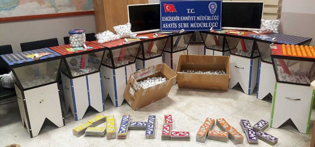 Eskişehir\'de Kumar Operasyonu; 64 Gözaltı