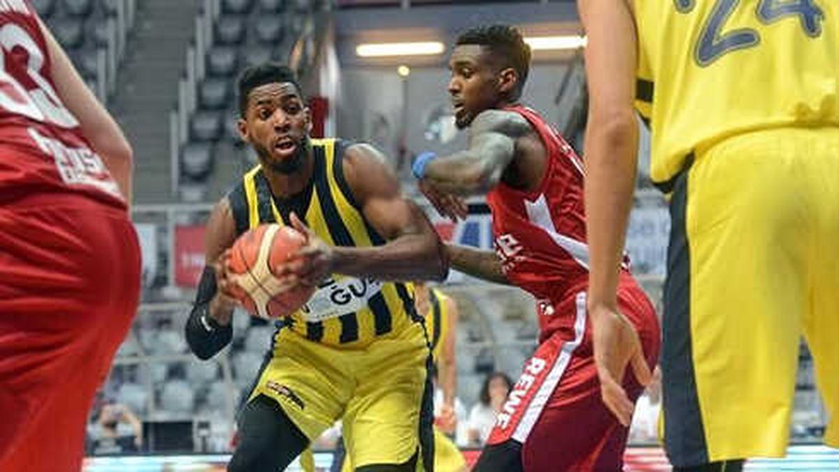 Jason Thompson Şampiyonluklara Odaklandı