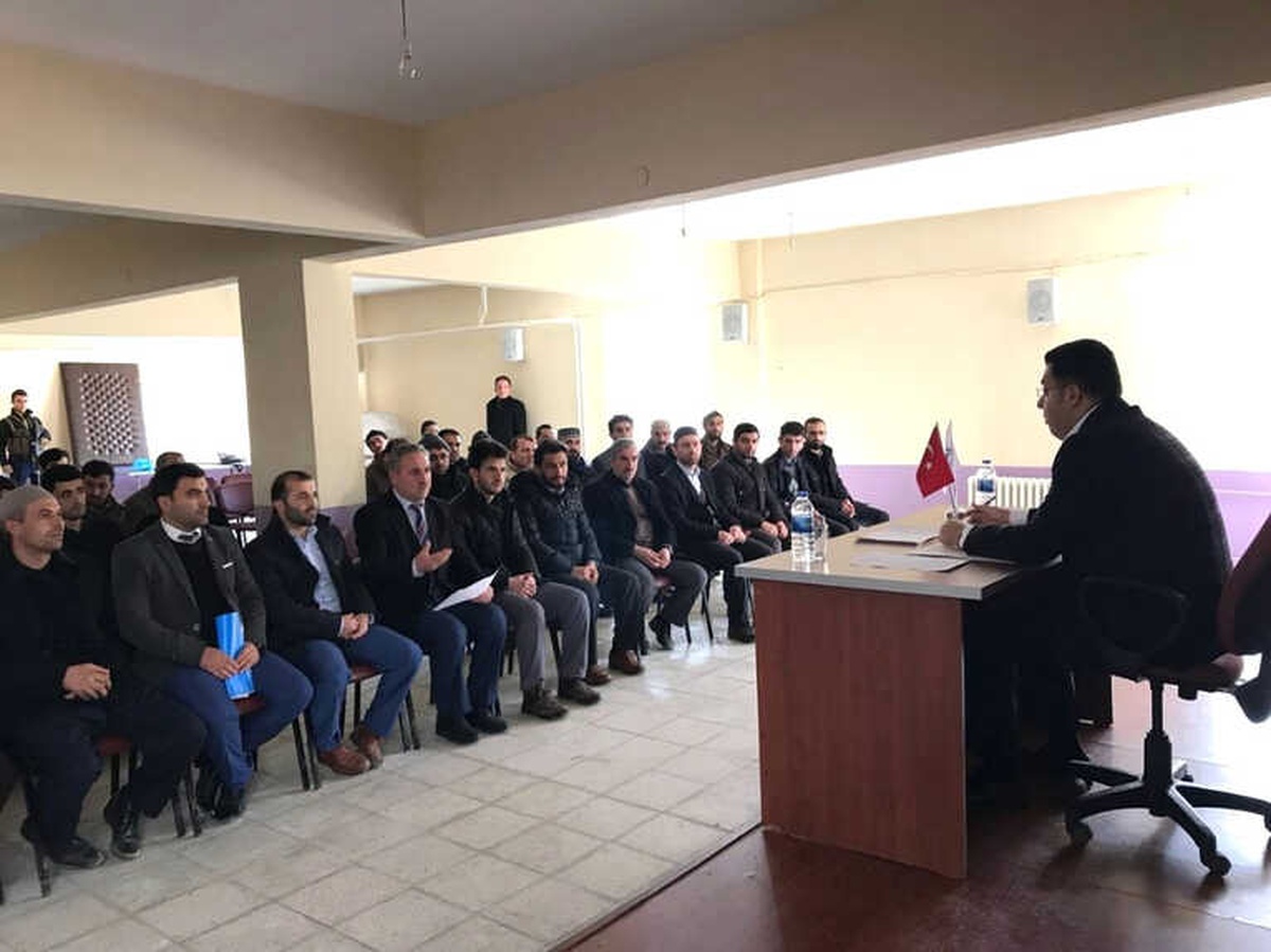 Kaymakam Özcan, Din Görevlileriyle Bir Araya Geldi