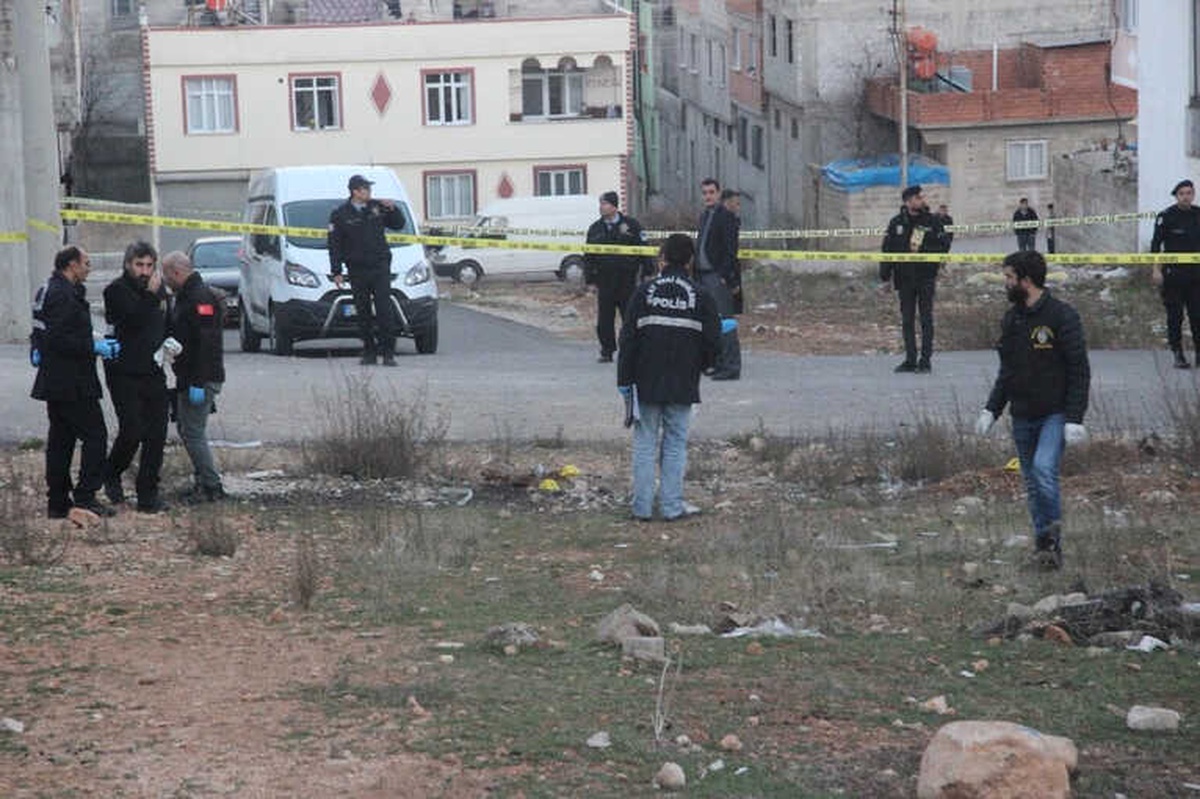 Kilis\'te Boş Araziye Roket Düştü