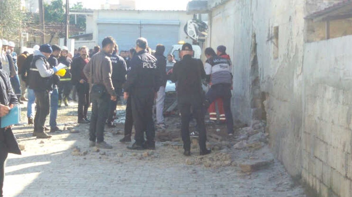 Roketli Saldırıda 1 Kişi Yaralandı
