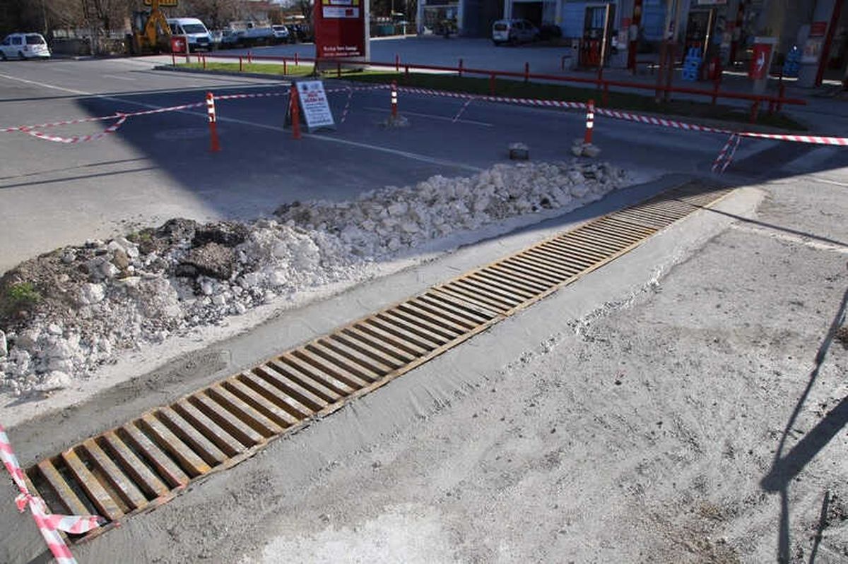 Siirt\'te Izgara Yapım Çalışmaları Devam Ediyor