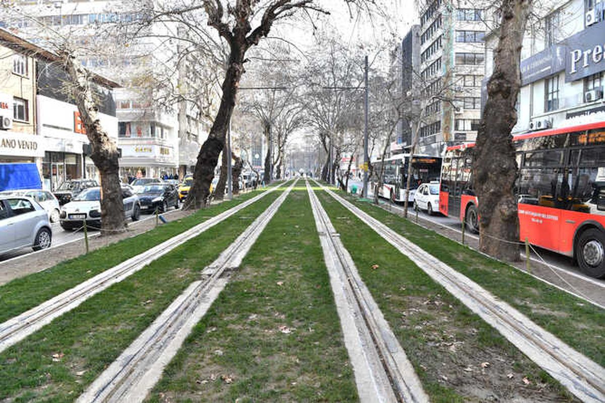 ...Ve Raylar Buluştu