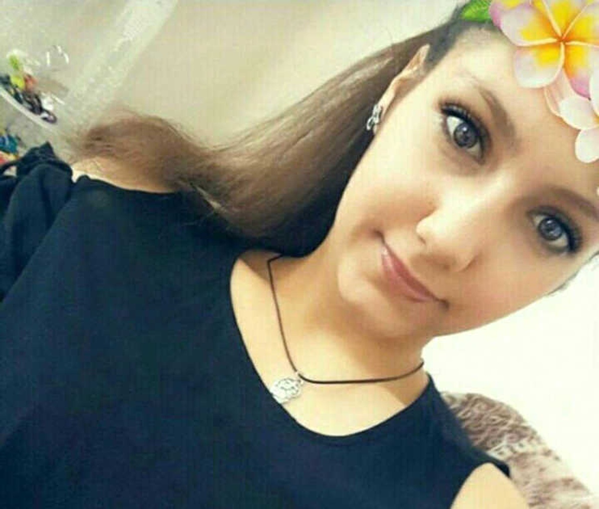 17 Yaşındaki Fatma Roketli Saldırıda Hayatını Kaybetti