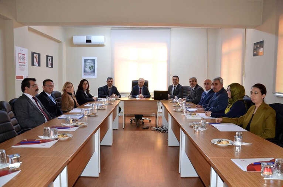 Aile ve Sosyal Politikalar İl Müdürlüğü\'nün 2017 Yılı Çalışmaları Değerlendirildi