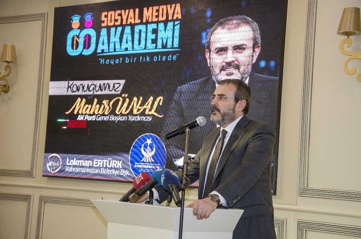 AK Parti Sözcüsü Ünal: "İhanetin Adı İfade Özgürlüğü Olamaz"