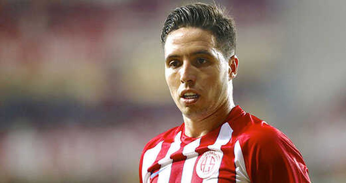 Antalyaspor Samir Nasri İle Yollarını Ayırdı