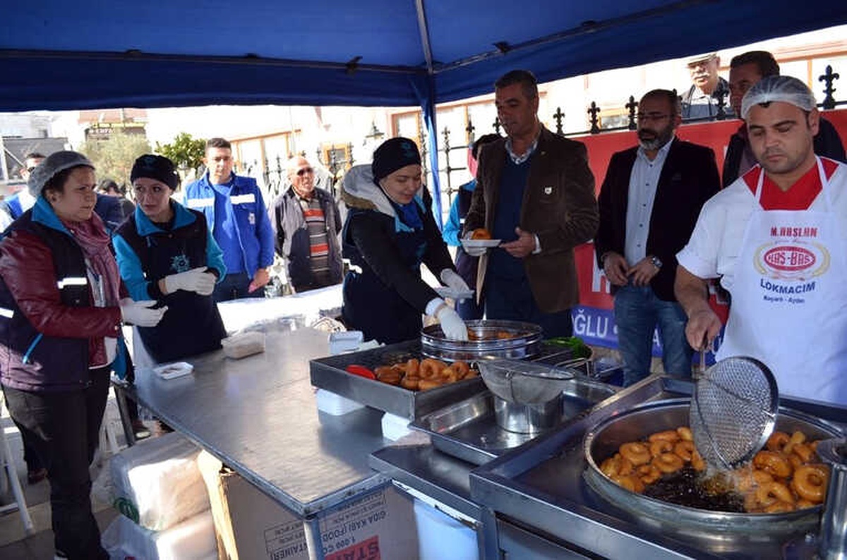 Aydın Büyükşehir Afrin Şehitleri İçin Didim\'de Lokma Döktürdü