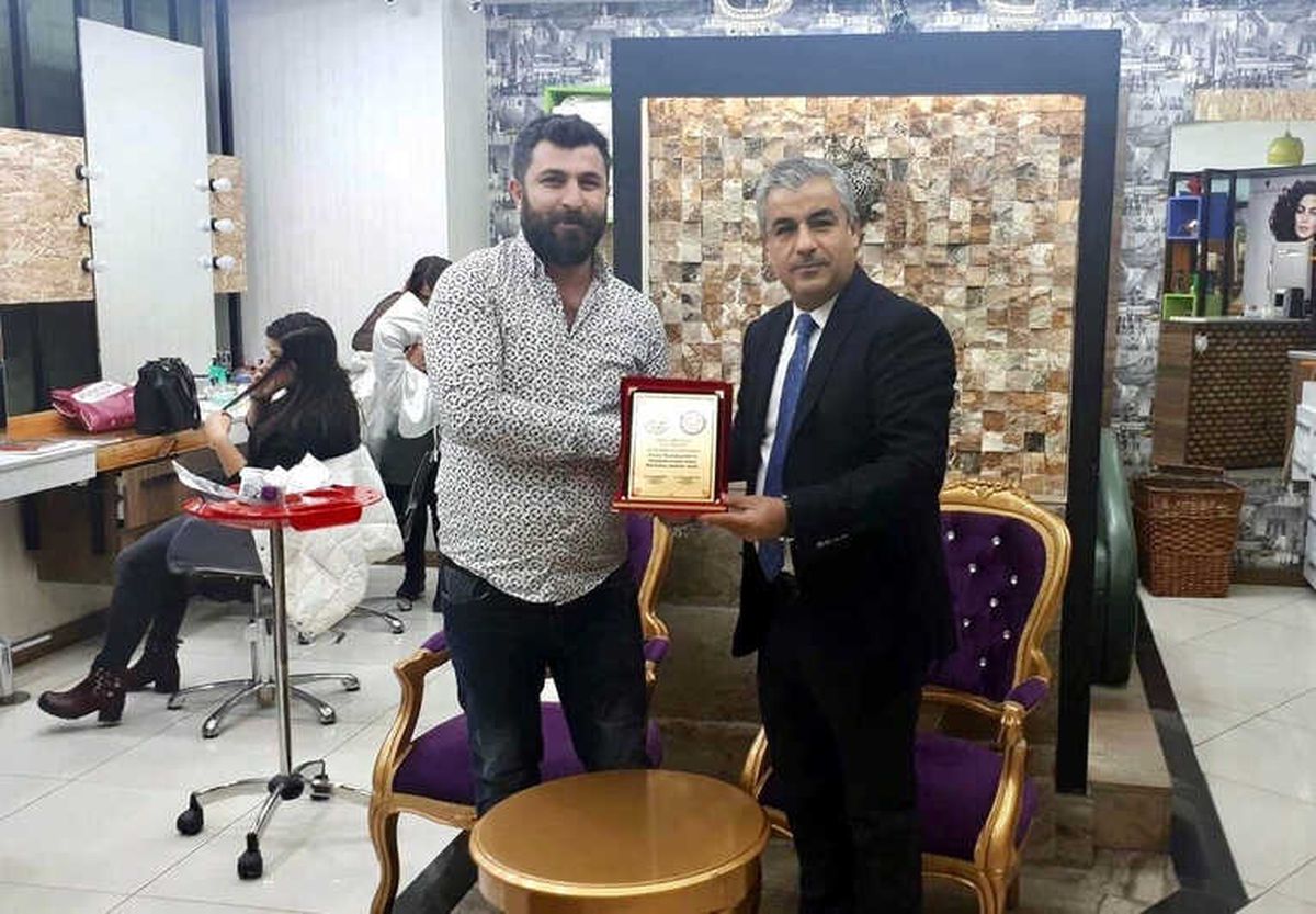 Başarılı Kuaförlere Ödül Verildi