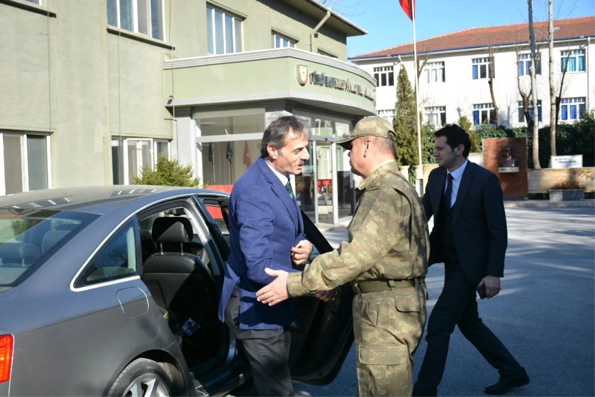 Başkan Alemdar\'dan Garnizon Komutanına Ziyaret