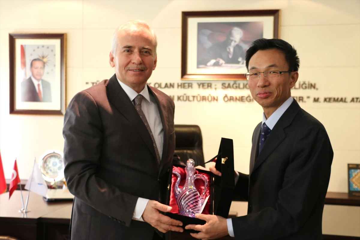 Çin\'in Ankara Büyükelçisi Yu Denizli\'de Açıklaması