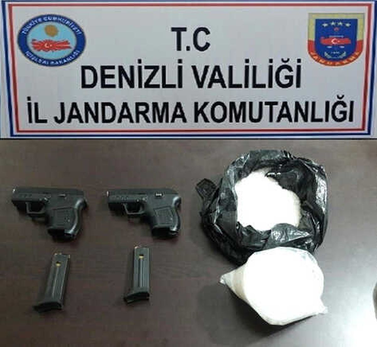 Denizli\'de Uyuşturucu Operasyonunda 7 Kişi Tutuklandı