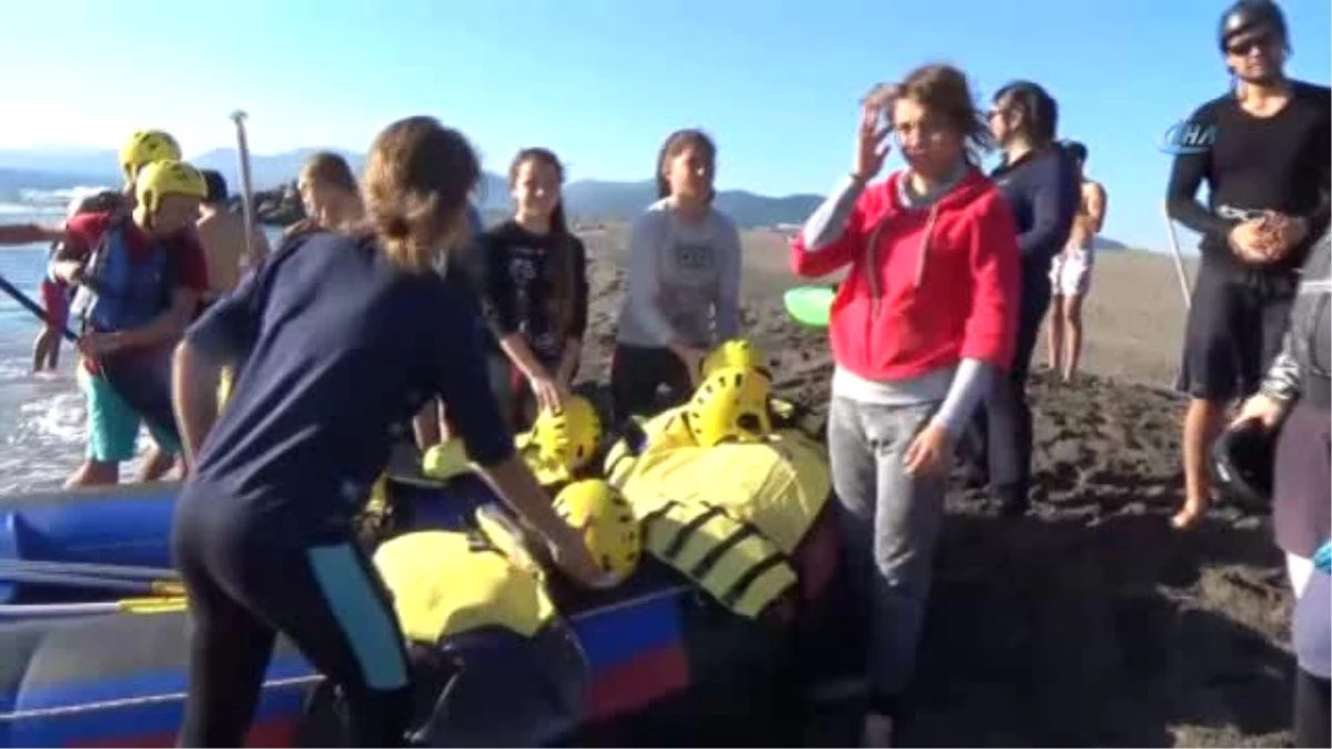 Dünya Rafting Şampiyonu Antrenör, Muğlalı Sporcuları Çalıştırıyor