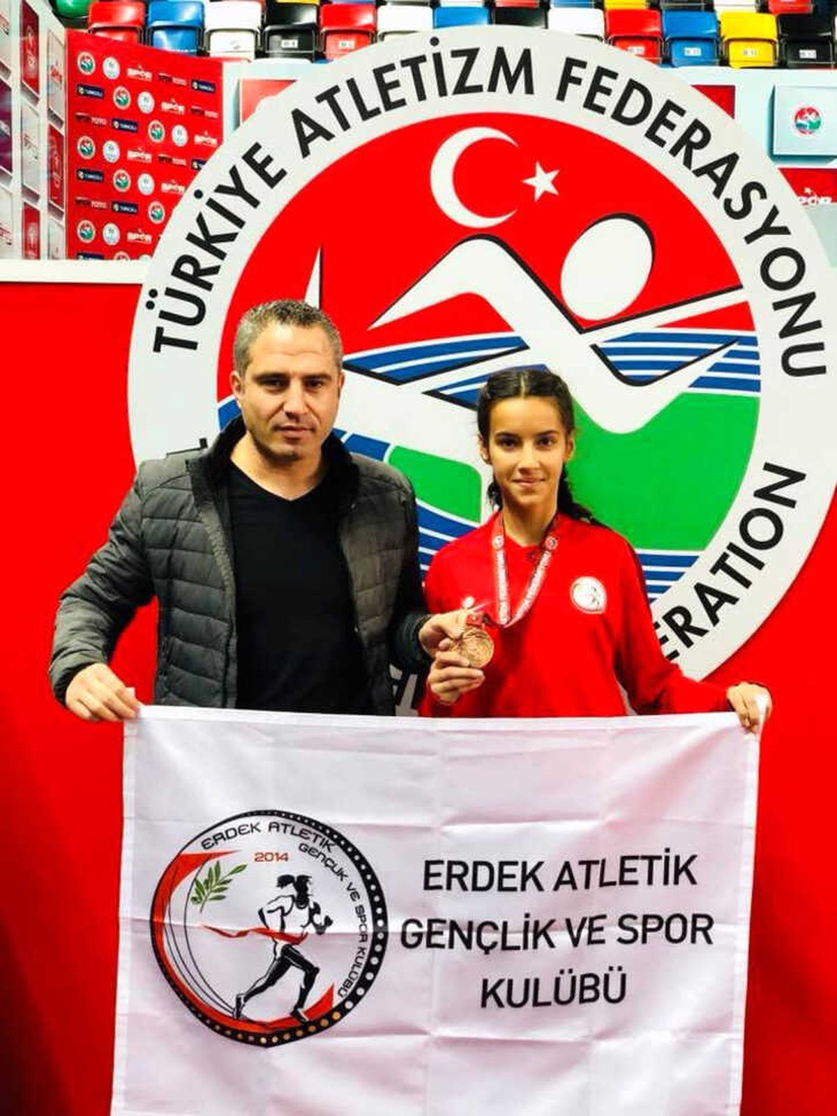Erdekli Sporcular Derecelerle Döndü