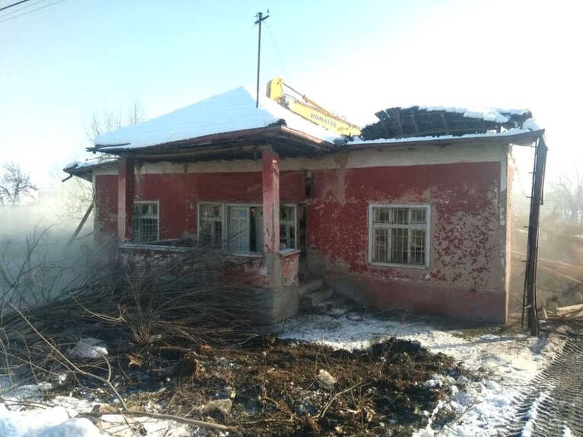 Ereğli\'de Metruk Yapılar Ortadan Kalkıyor