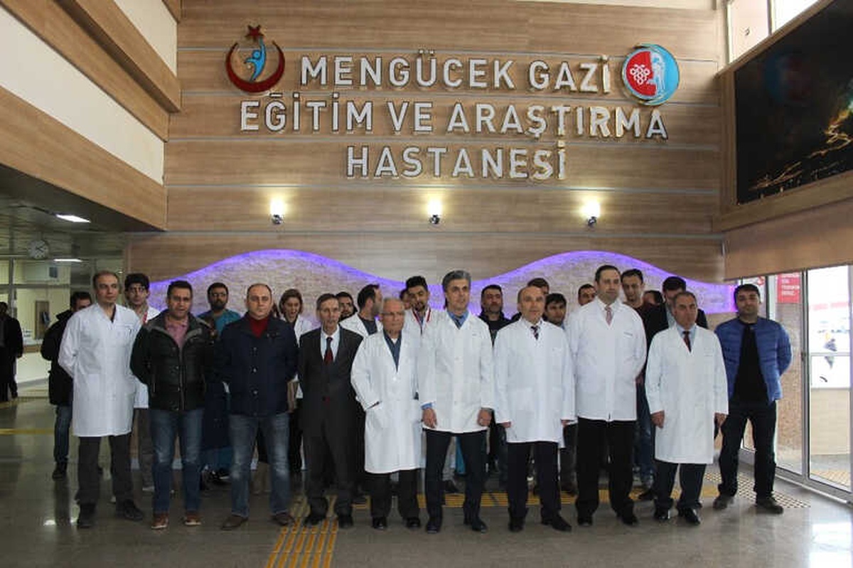 Erzincan\'da Ki Sağlık Çalışanlarından Türk Tabipler Birliği\'ne Tepki