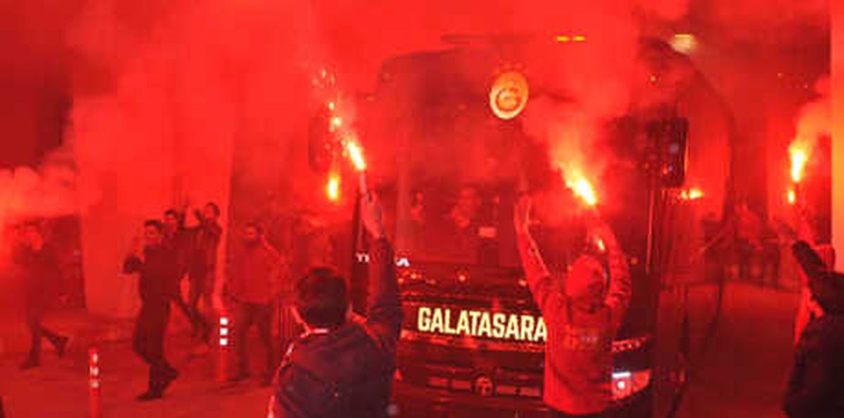 Galatasaray'a Konya'da Coşkulu Karşılama!
