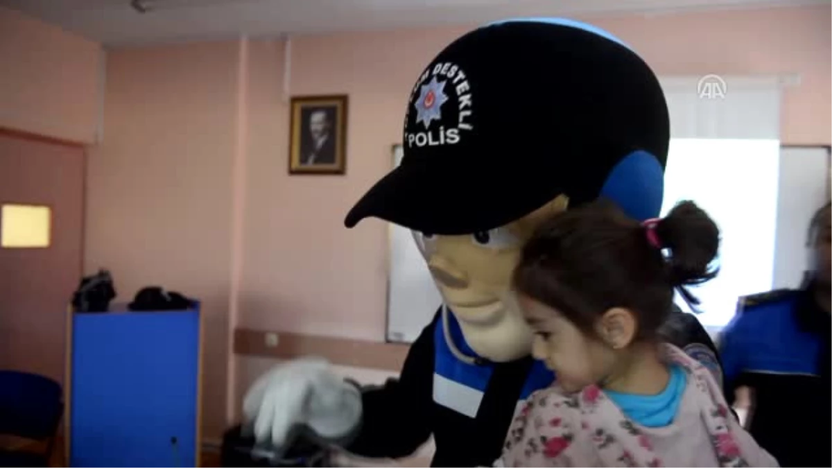 Gölge Oyunu ve Gösterilerle "Polis Sevgisi" Aşılıyorlar - Eskişehir