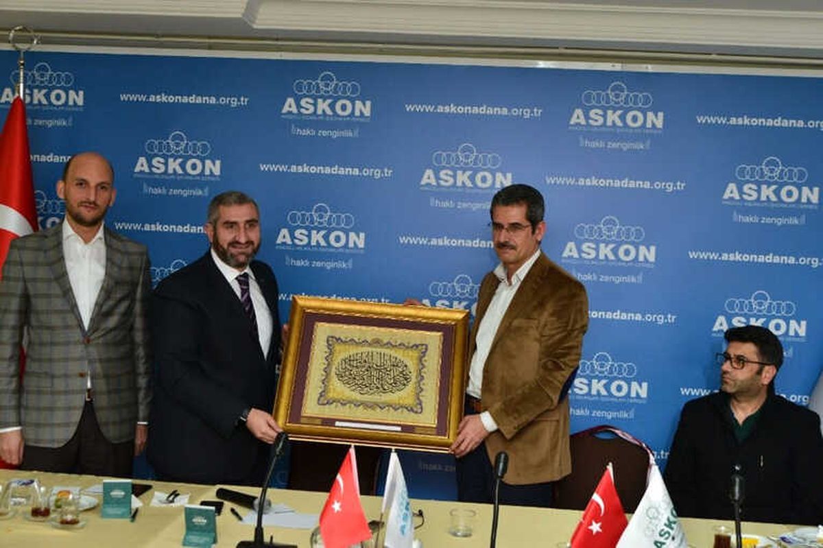 Helal Gıda" Konferansı