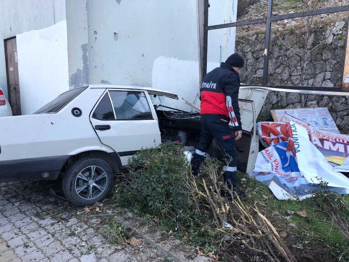 Isparta\'da Trafik Kazası: 4 Yaralı