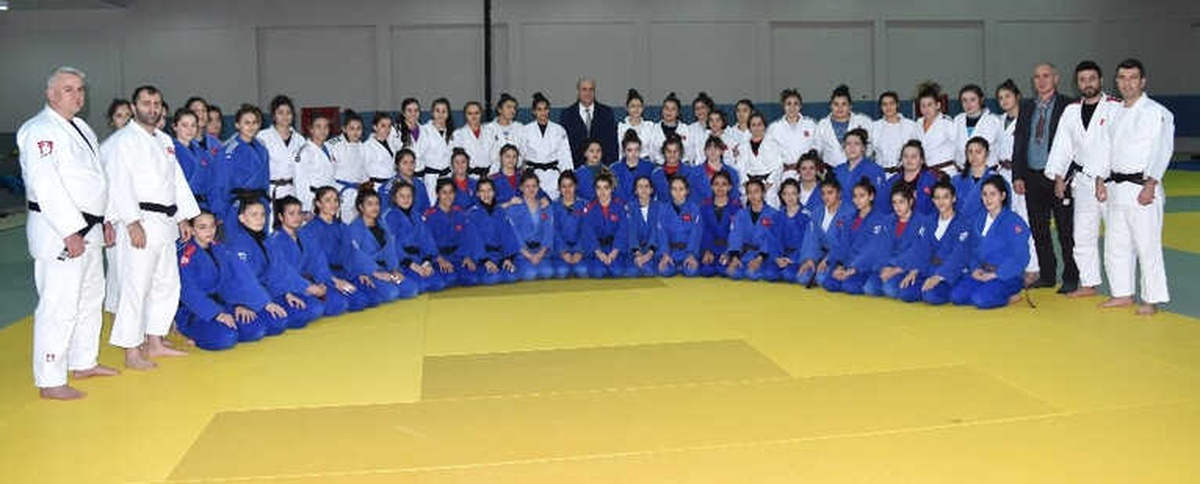 Judo Ümit Milli Takımı Trabzon\'da Kamp Yapıyor