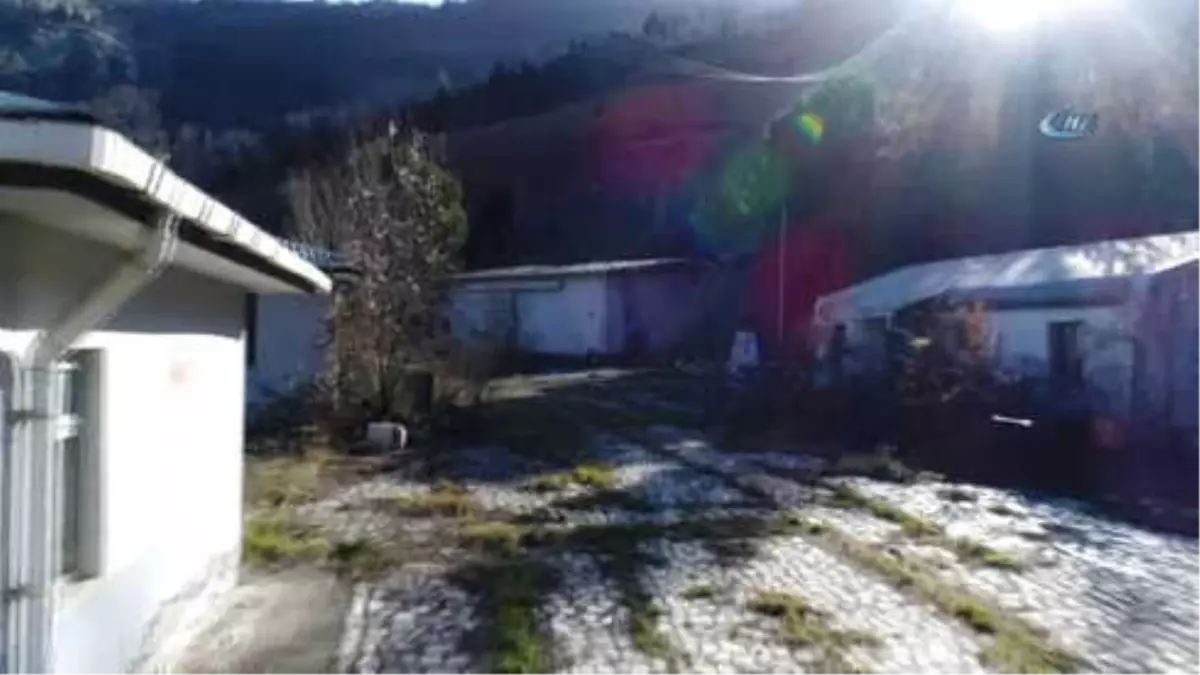 Maçka\'daki NATO Üssündeki Askeri Hangarların \'Hobbit\' Evi Olması Gündeme Geldi