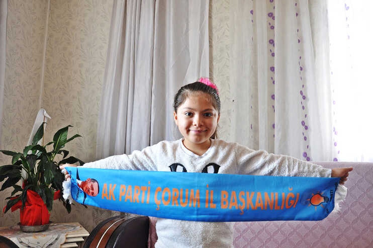 Minik İrem Cumhurbaşkanı Erdoğan\'ı Göremeyince Ağladı
