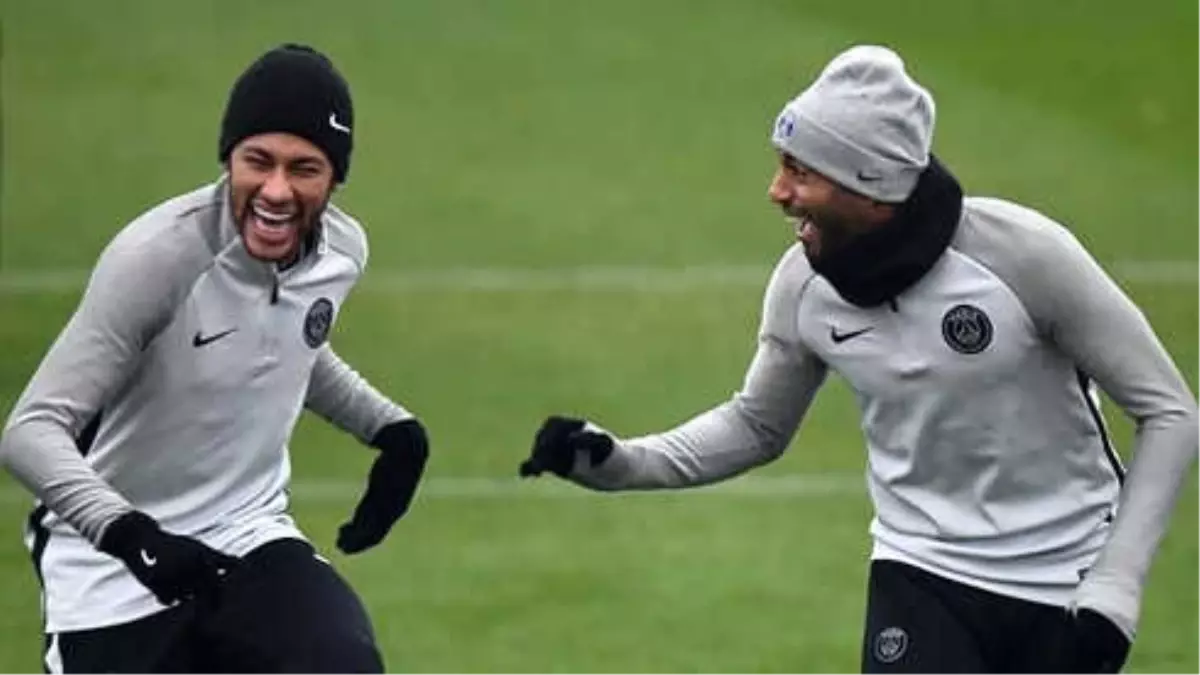 Neymar\'dan Psg Yönetimine "Lucas Moura" Sitemi